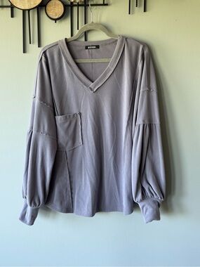 Lavender V-Neck Balloon Sleeve Top